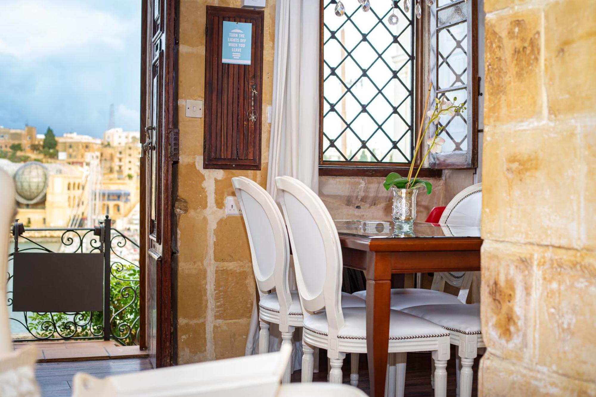 Seagull Birgu - Waterfront Home Экстерьер фото